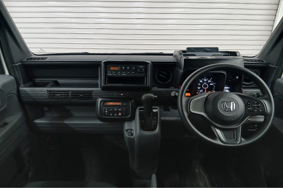 N-VAN13枚目